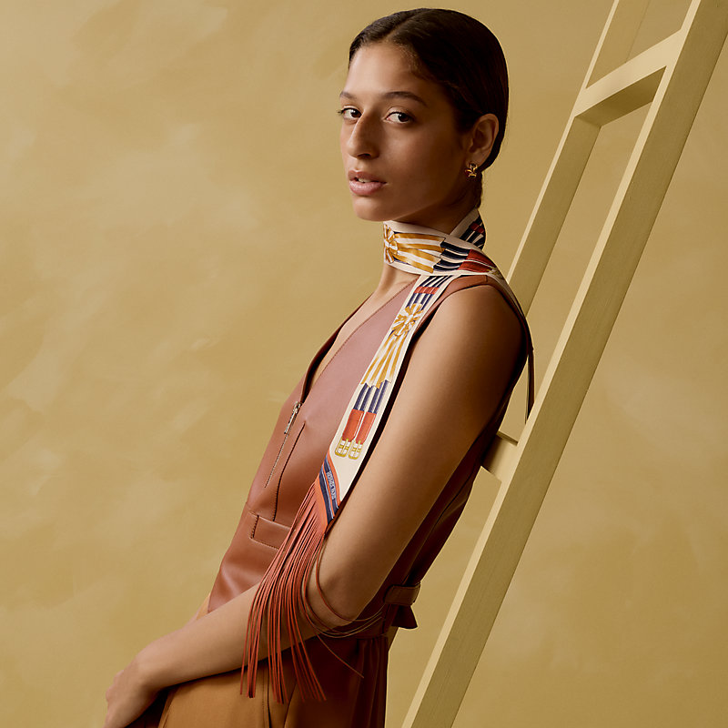 ツイリーフリンジ 《ジャンピング》 | Hermès - エルメス-公式サイト